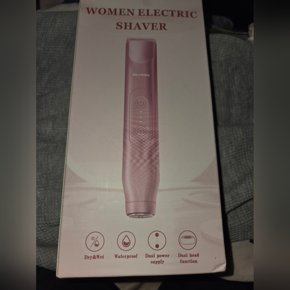 New Pink Women's Electric Shaver